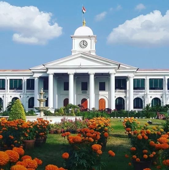 Builders in Trivandrum - Image of Kerala Government Secretariat